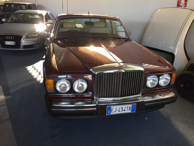 AutoScout24 vende le auto di Elton John, Berlusconi, Zucchero e Olivetti