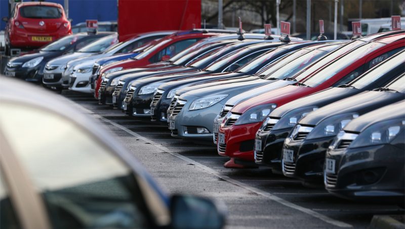 Frena il mercato dell'auto europeo, ma l'Italia cresce