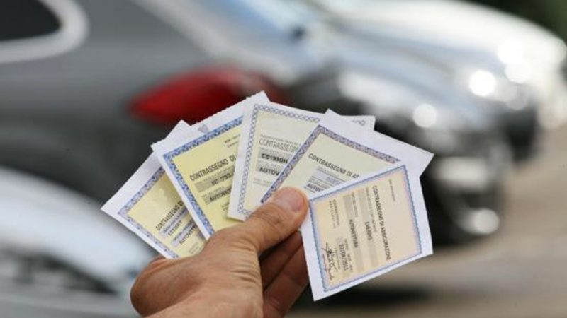 Prezzi Rc Auto in calo del 25% in 4 anni