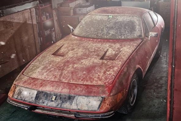 Ritrovata rarissima Ferrari in un garage giapponese