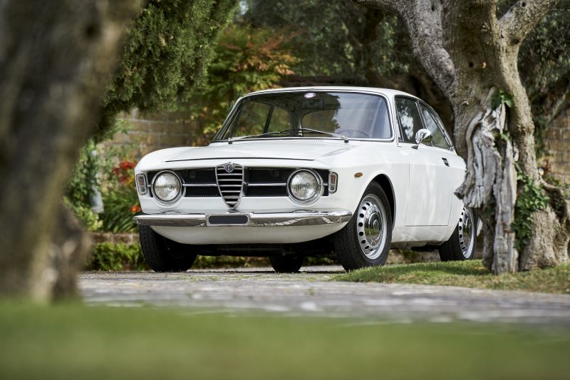 Asta di Auto e Moto Classiche e Youngtimer a Milano AutoClassica