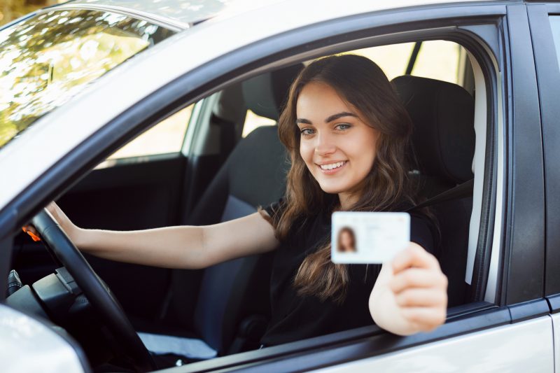 Auto, cosa interessa ai giovani ?