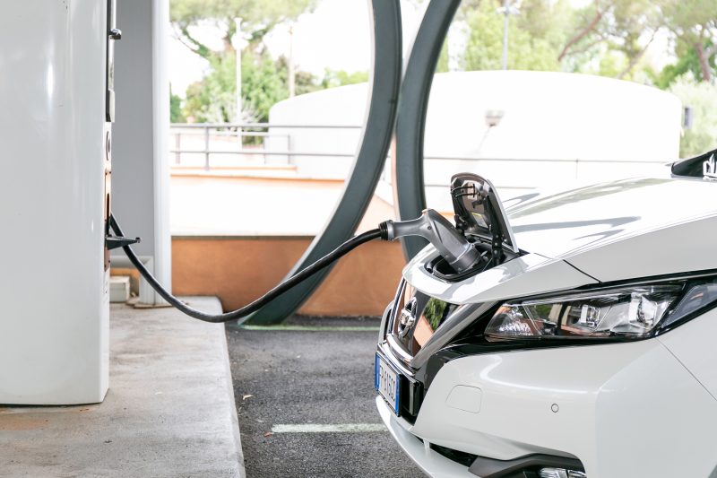 Europa 2025: auto elettrica non pervenuta!