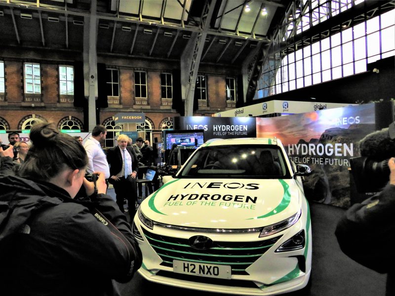 C’è solo l’elettrico nel futuro? INEOS investe 2 miliardi nella produzione di idrogeno