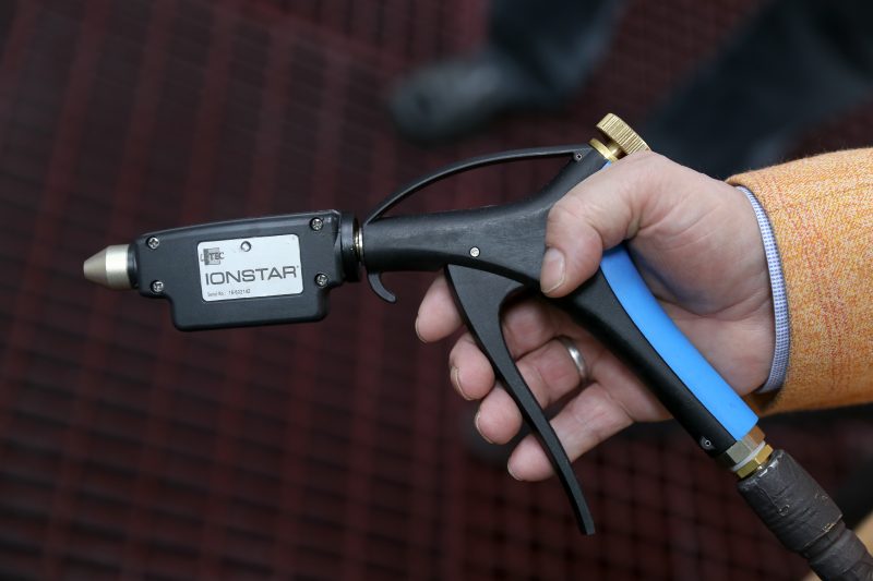 Pulire meglio i supporti con la pistola Ionstar