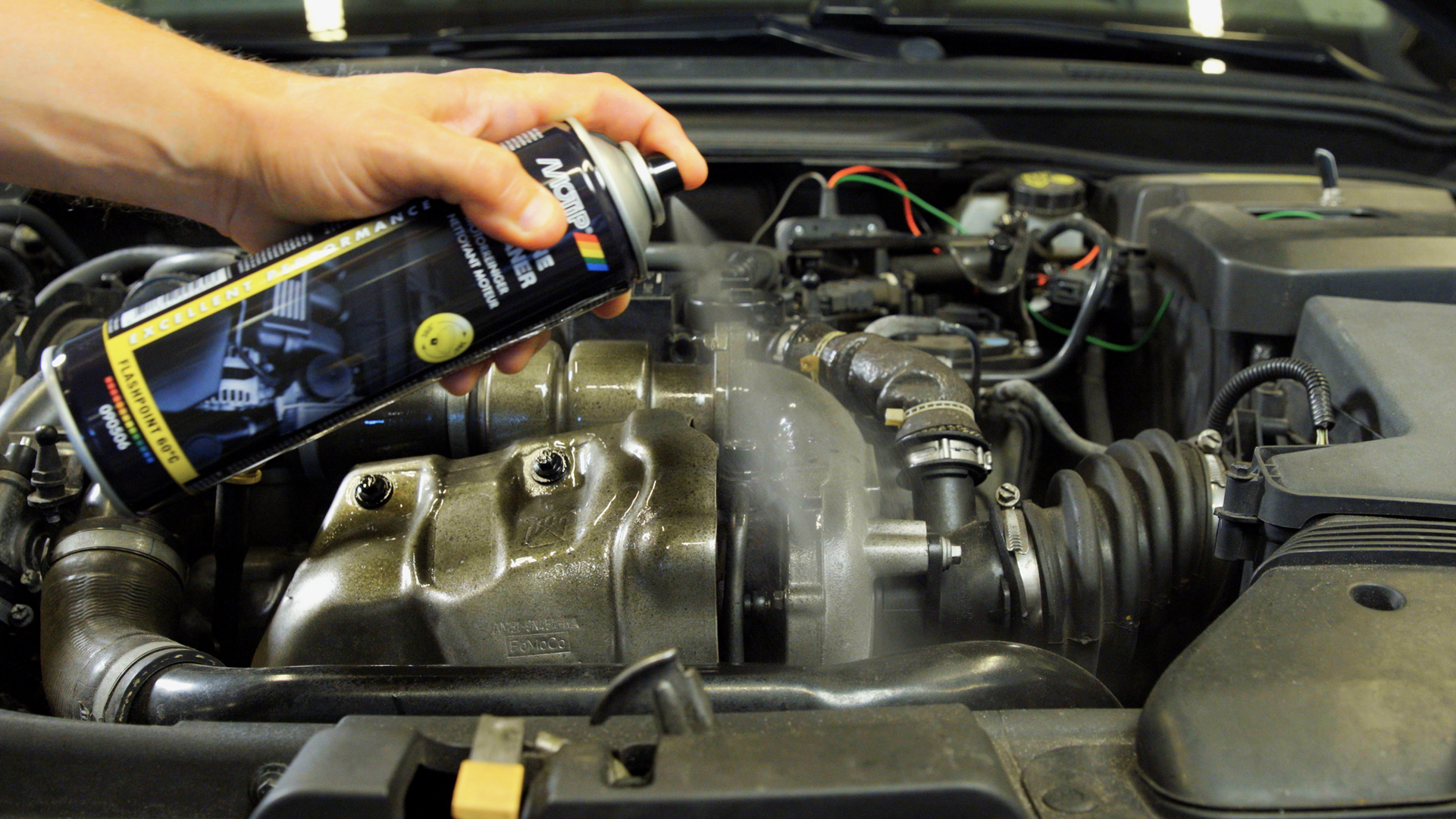 Spray Tecnici MOTIP per la pulizia del motore e dei componenti dell'auto -  Carrozzeria