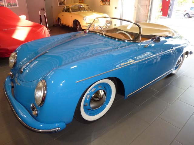 Auto d’epoca: a Milano AutoClassica torna Retro Classics Stoccarda