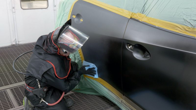 Finitura a tre strati Machine Grey di Mazda: i consigli da Spies Hecker