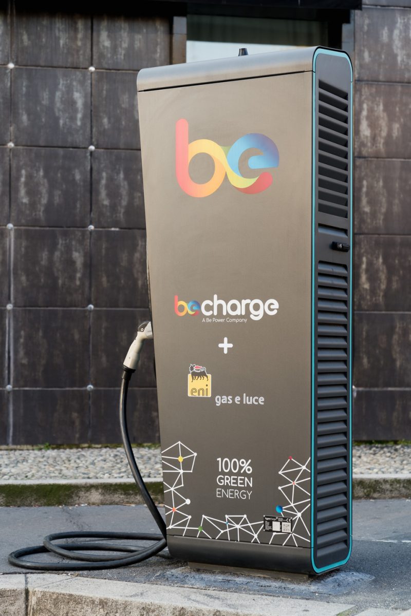 Stazioni ricarica auto elettriche: Eni e Be Charge siglano accordo