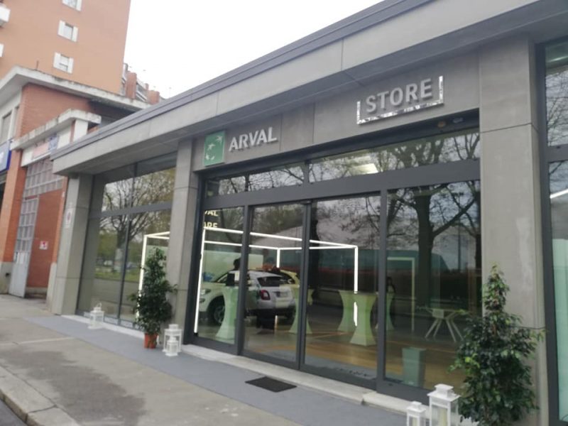 Nasce a Torino il primo “Arval Store”