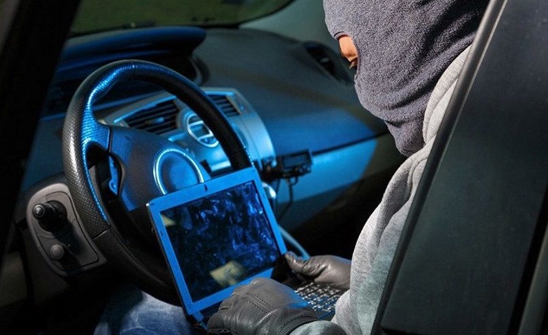 Aumentano i furti “parziali”, soprattutto fari LED e volanti
